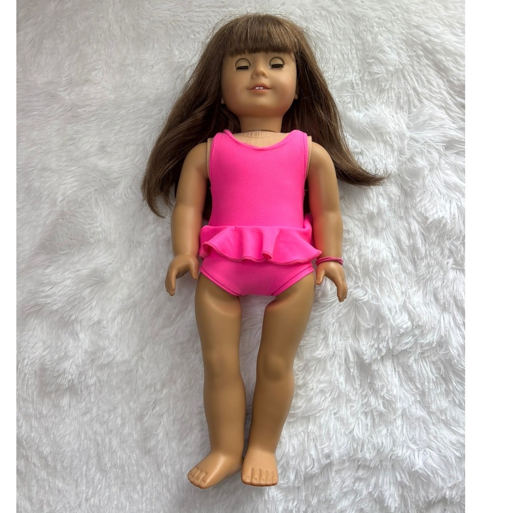 American Girl Truly Me Doll Brown Hair Brown Eyes Bangs Pink Swimsuit 18 Inch